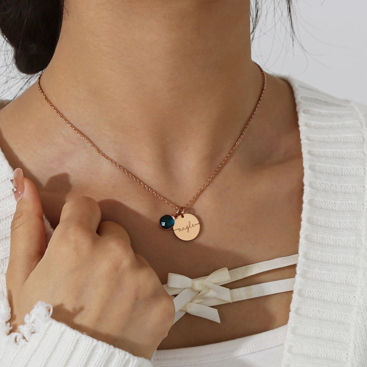 Colar Personalizado com Medalha e Pedra do Mês em Aço