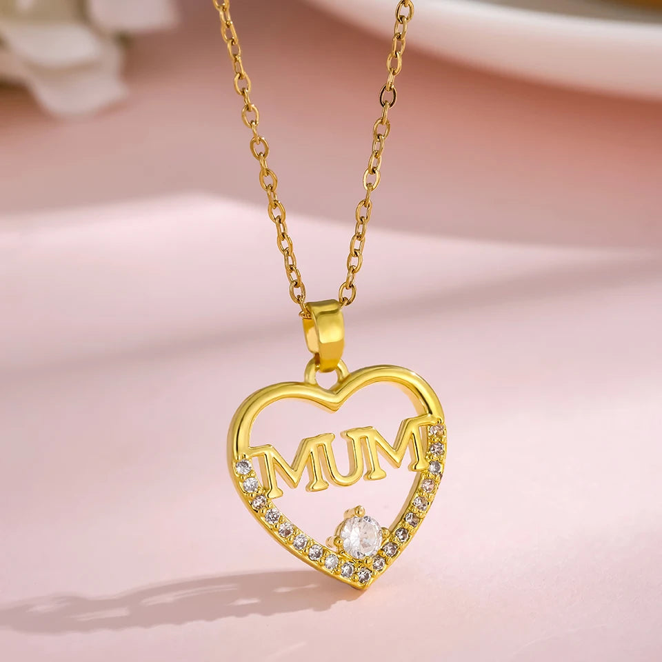 Colar Dourado Coração em Aço Inoxidável com Zircónia