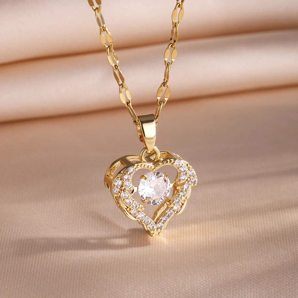 Colar Dourado Coração em Aço Inoxidável com Zircónia