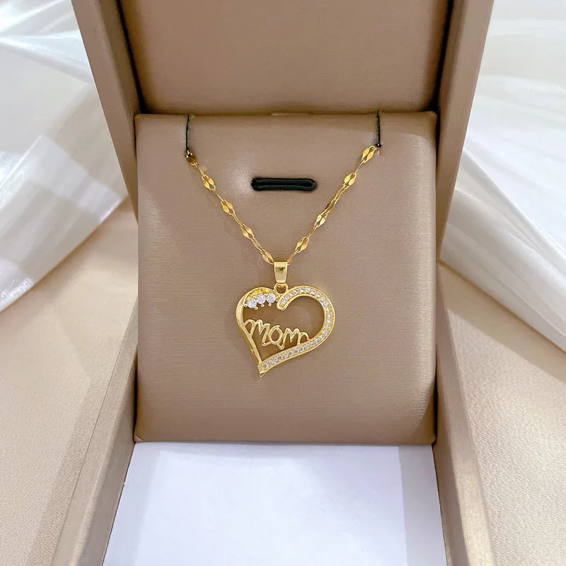 Colar Dourado Coração em Aço Inoxidável com Zircónia