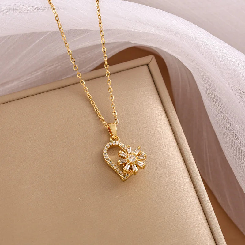 Colar Dourado Coração em Aço Inoxidável com Zircónia