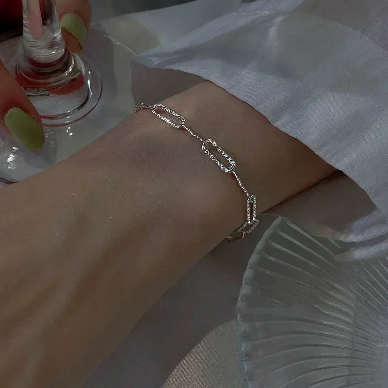 Conjunto 6 Pulseiras Elegance: Brilho e Versatilidade Diária