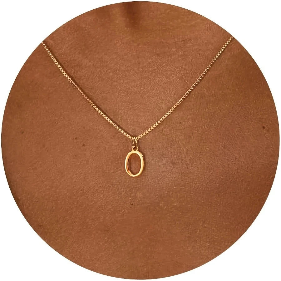 Colar com letra inicial, banhado a ouro 18K