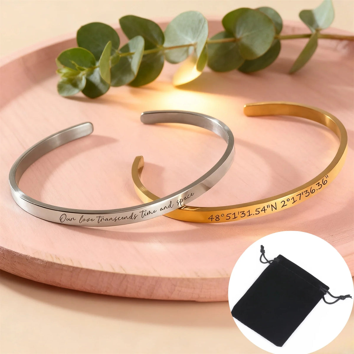 Pulseira Rígida Personalizável em Aço: A Sua Mensagem Única