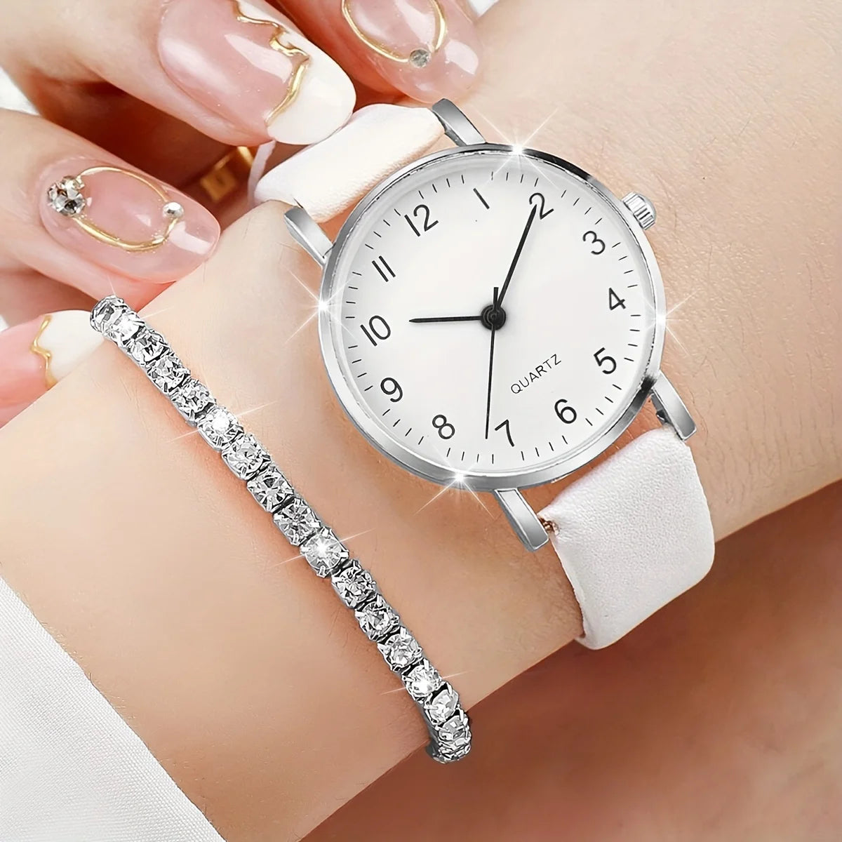 Conjunto Feminino: Relógio Elegance e 4 Peças de Bijutaria