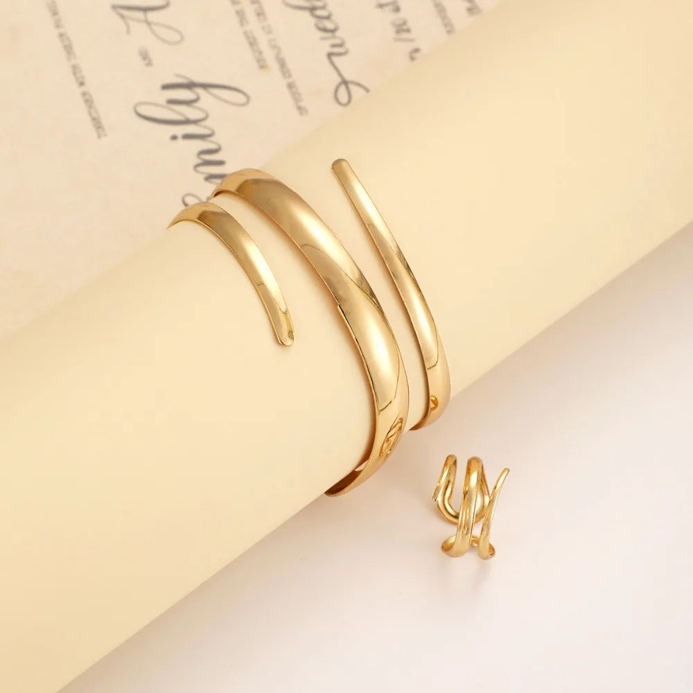 Conjunto Espiral Dawndesslo: Pulseira Cuff e Anel