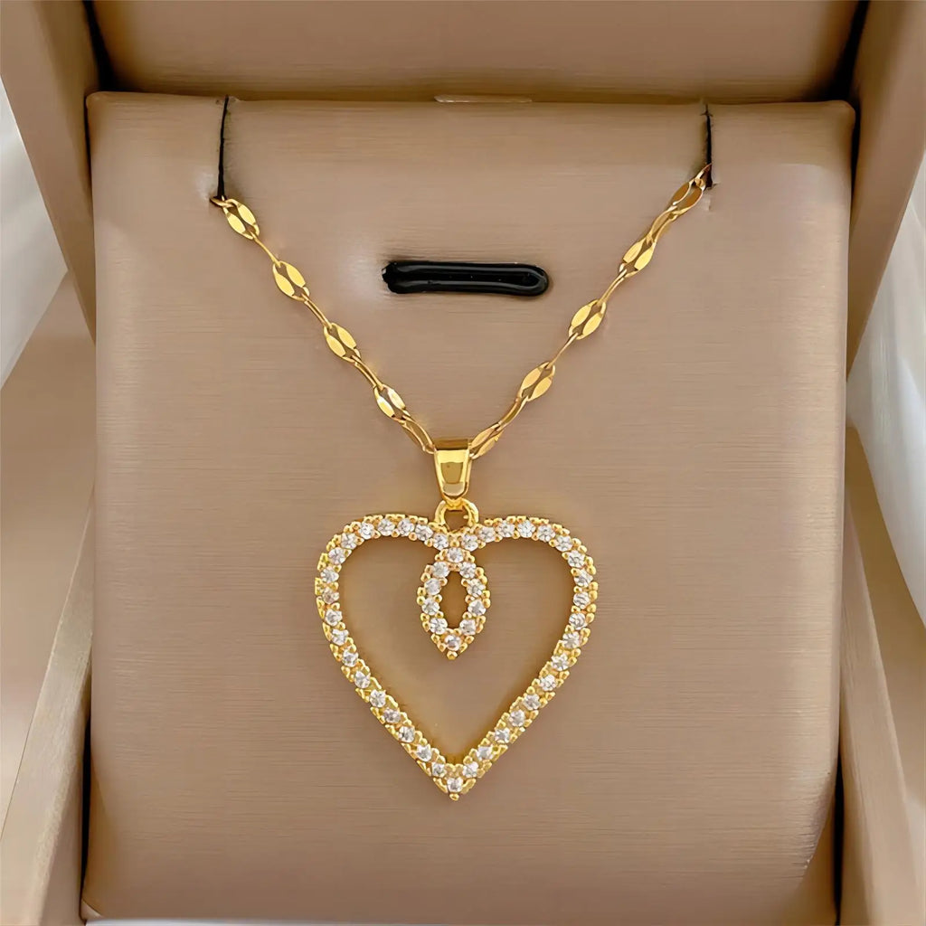Colar Dourado Coração em Aço Inoxidável com Zircónia