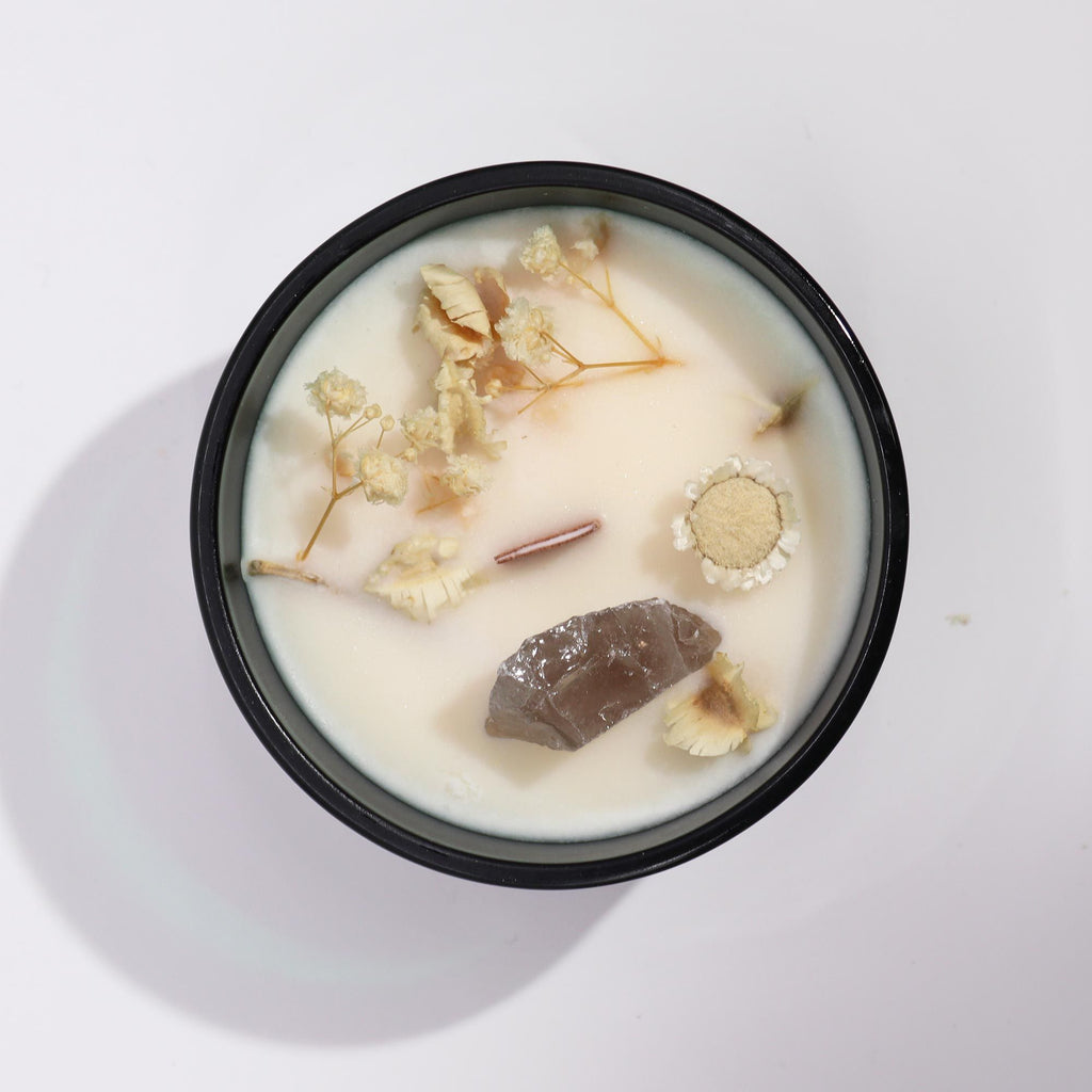Vela Aromática The Lion: Jasmim, Pavio de Madeira e Quartzo