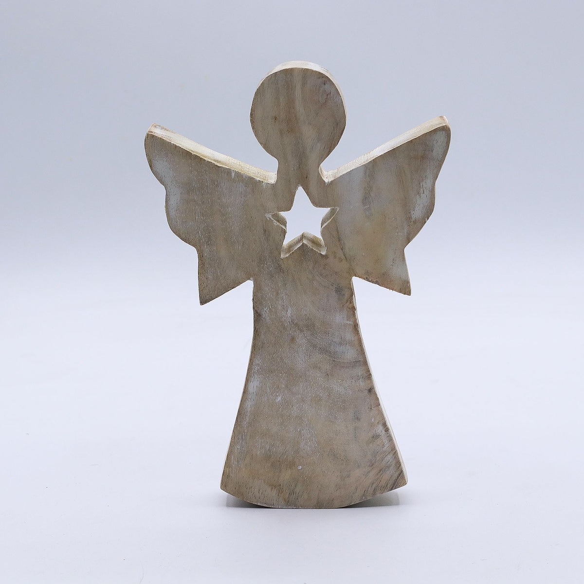 Anjo em Madeira de Mangueira com Estrela (18 cm)
