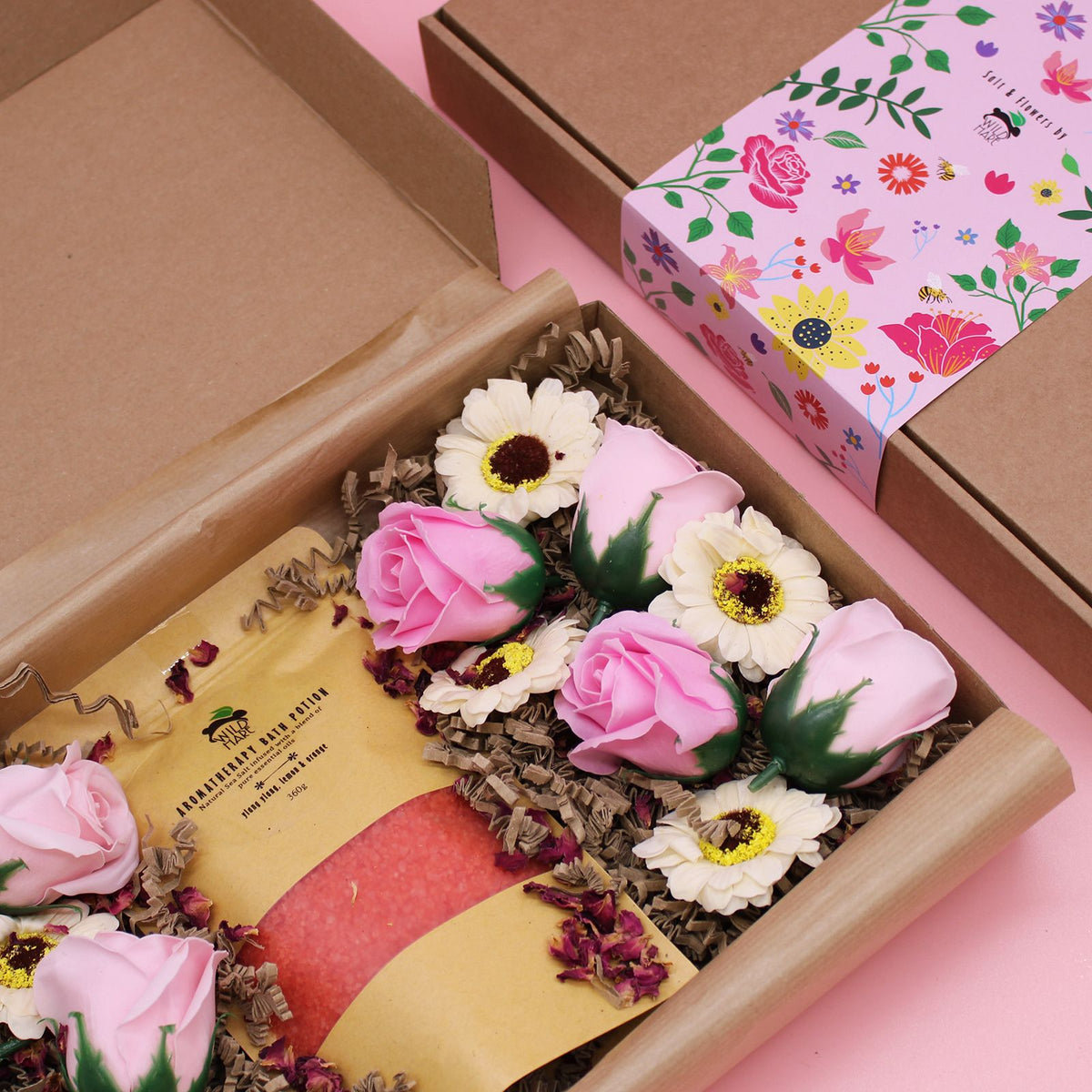 Conjunto de Banho SPA Wild Hare Passion: Sais e Flores de Sabão