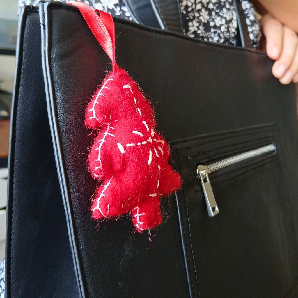 Pendente Natal em Feltro Artesanal para Mala ou Árvore (1 Unid.)