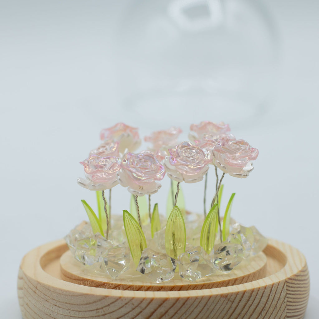Cúpula de Vidro Floral Glow com Rosas e Luz LED Quente USB