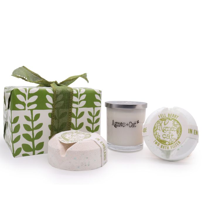 Coffret de Banho Agnes + Cat: Vela e Bombas de Banho