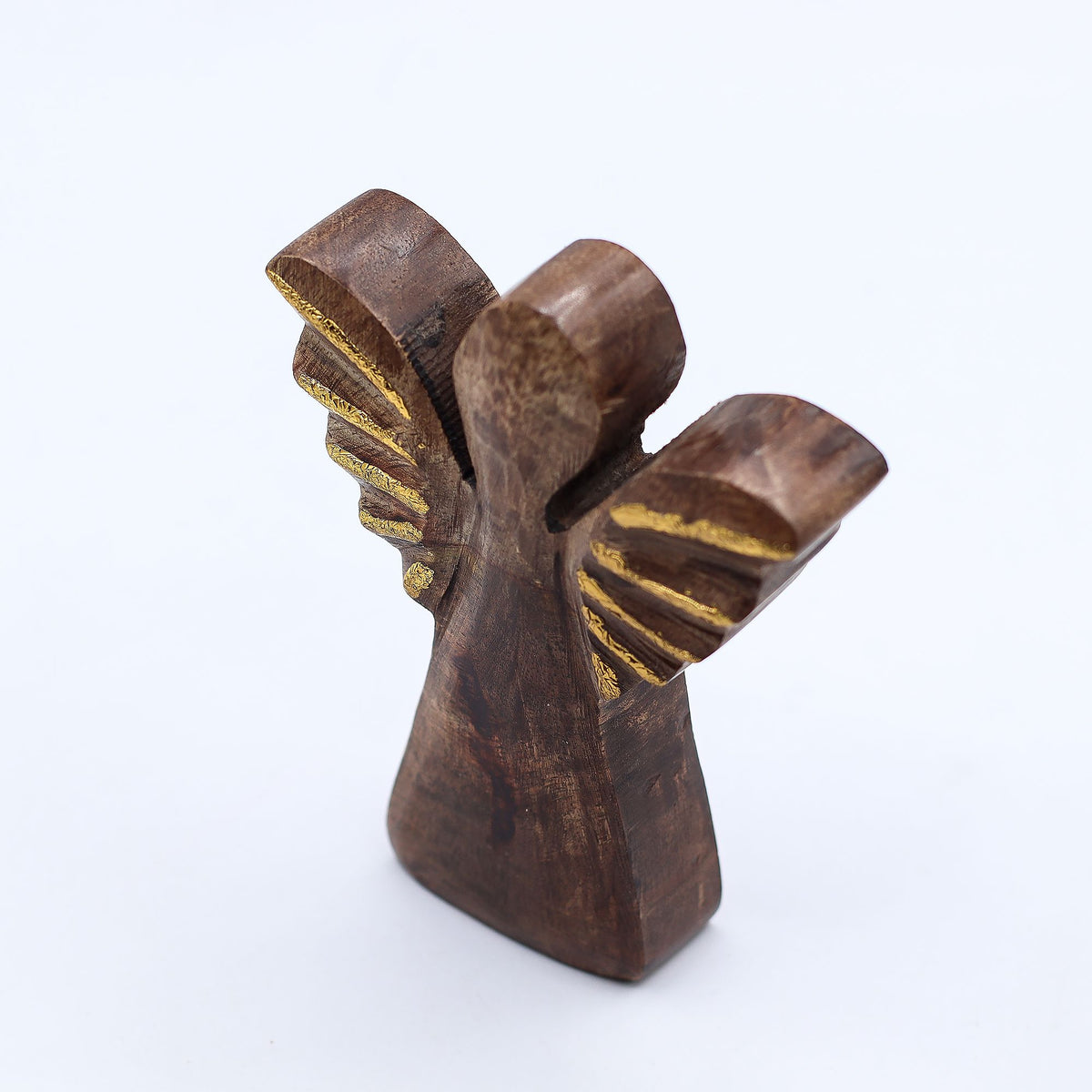 Anjo em Madeira de Mangueira com Asas Douradas (12 cm)