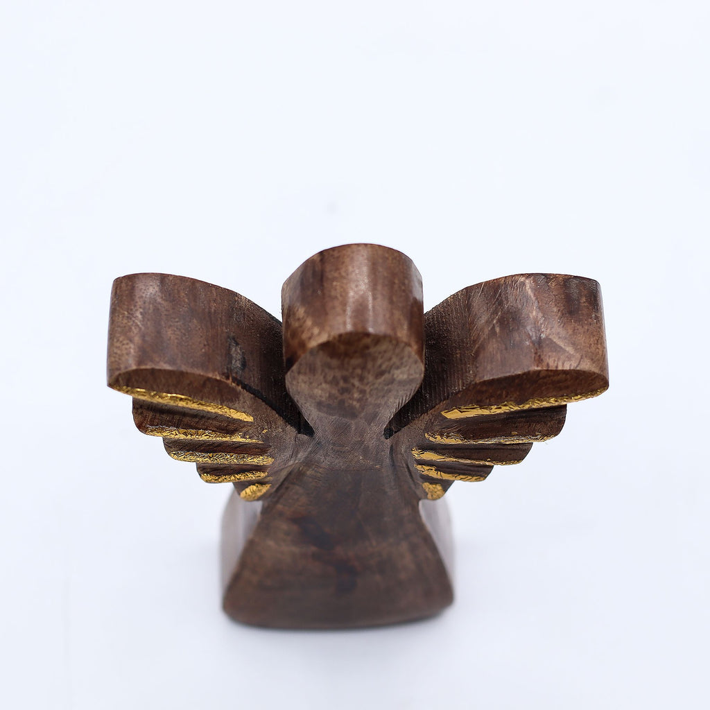 Anjo em Madeira de Mangueira com Asas Douradas (12 cm)