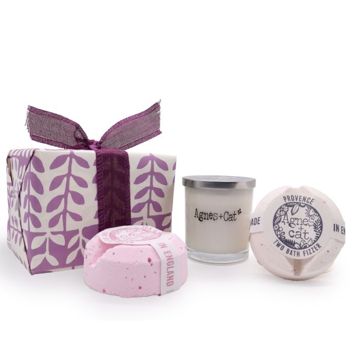 Coffret Agnes + Cat: Vela Moonstone e Bombas de Banho