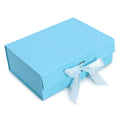 Caixa de Presente Magnética com Fita – Azul Claro (28×20 cm)